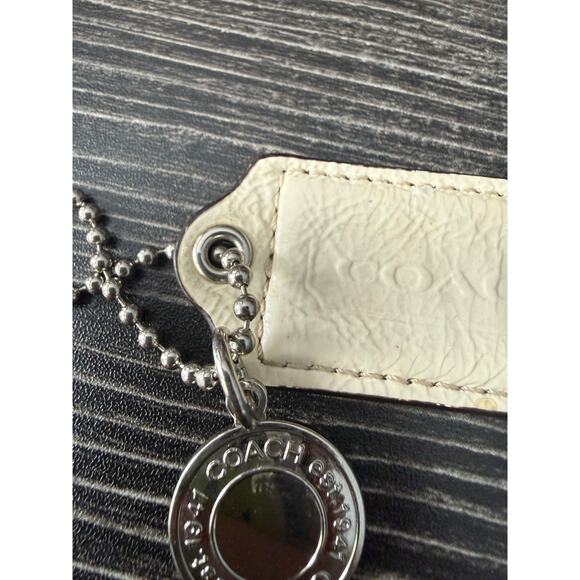 Vintage Coach Hang Tag w/ Leather Tag and Round Medallion - Picture 5 of 5